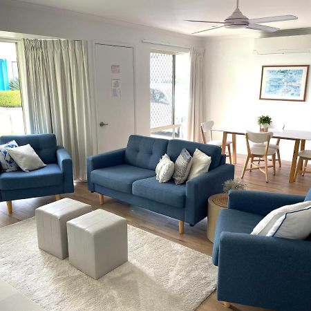 2 Bedroom Ground Level Villa In Tropical 4* Resort ヌーサヴィル エクステリア 写真