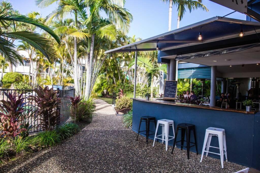 2 Bedroom Ground Level Villa In Tropical 4* Resort ヌーサヴィル エクステリア 写真